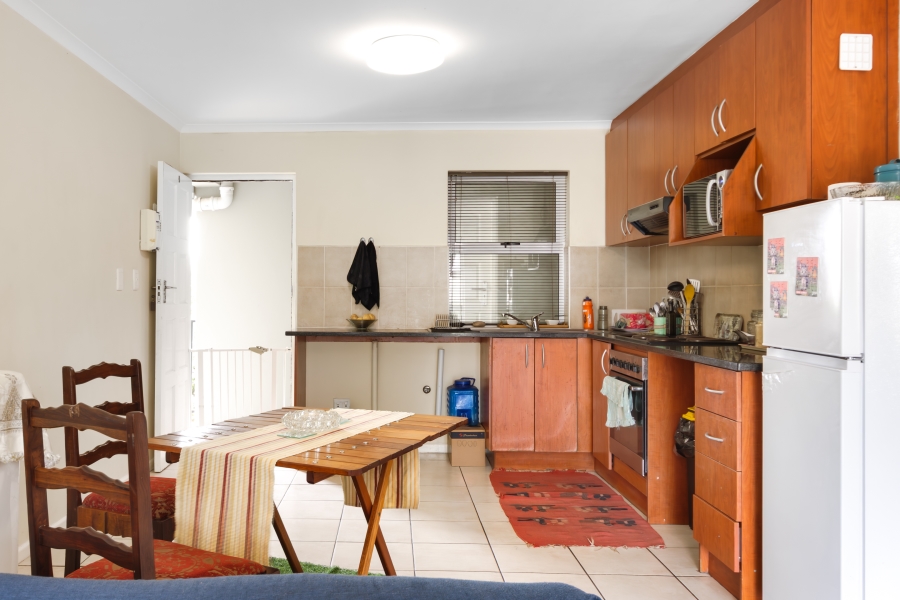 To Let 2 Bedroom Property for Rent in Gordons Bay Central Western Cape